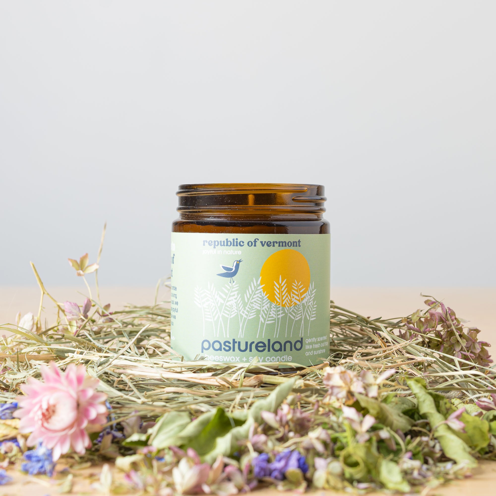 Pastureland Candle, Vermont Beeswax & Soy | Republic of Vermont