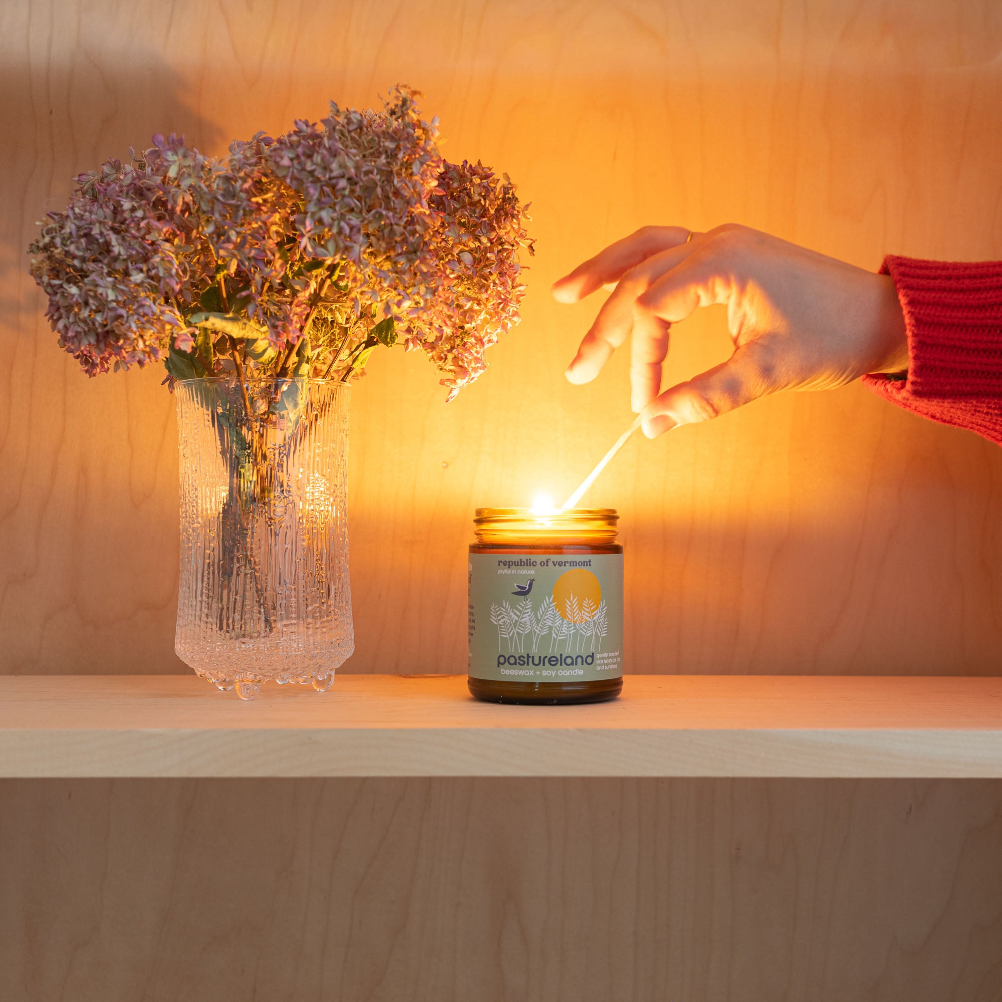 Pastureland Candle, Vermont Beeswax & Soy | Republic of Vermont
